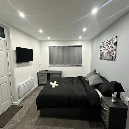Beeston Hill Luxurious 2 Bedroom Flat מראה חיצוני תמונה