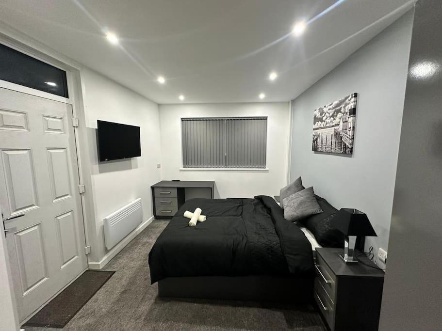 Beeston Hill Luxurious 2 Bedroom Flat מראה חיצוני תמונה